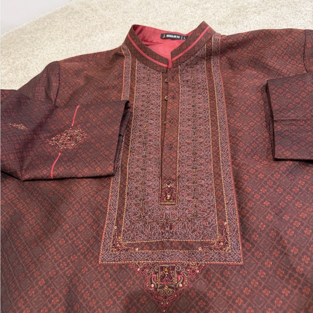 Men's Burgundy Embroidered Kurta